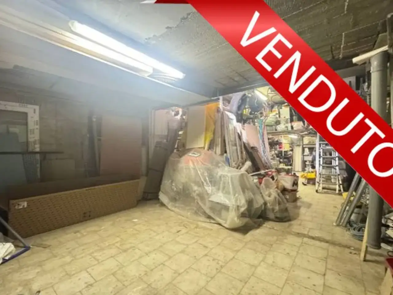 Magazzino in Via delle Camelie 15, Cologno Monzese, {3} - Foto 1