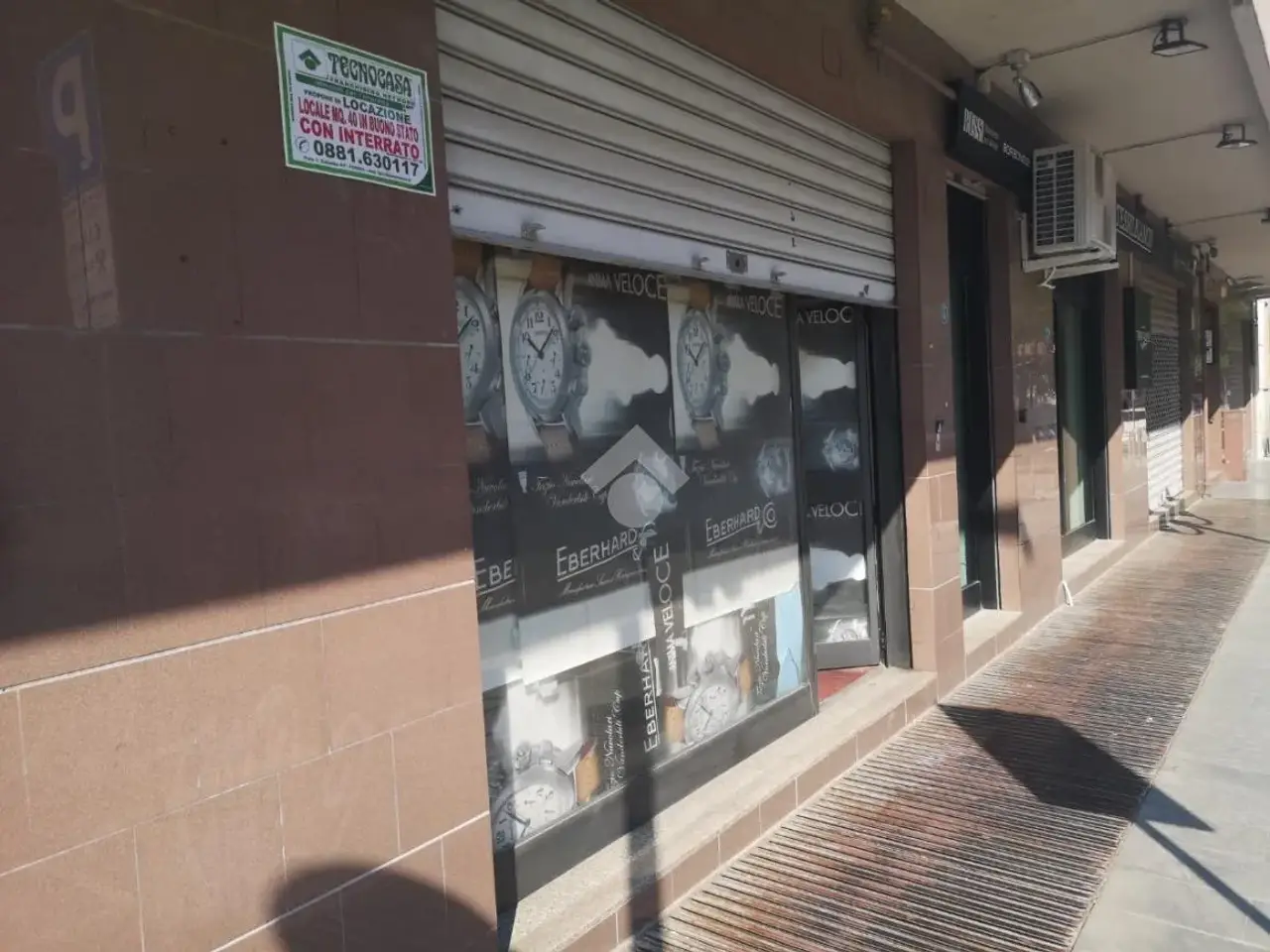 Negozio in Via Cirillo Domenico 43, Foggia, {3} - Foto 2