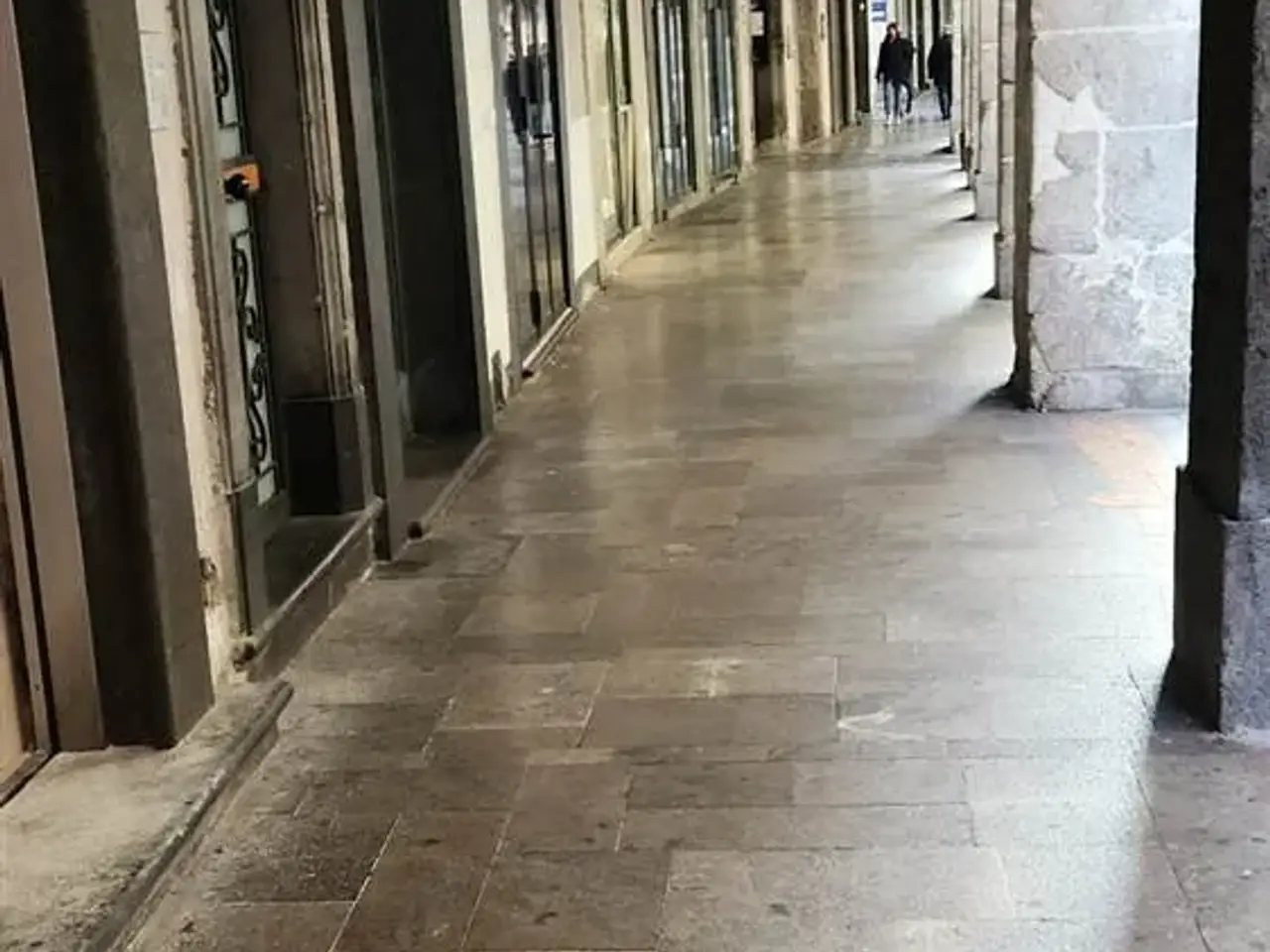 Negozio in  Cava De' Tirreni, Cava De' Tirreni, {3} - Foto 2