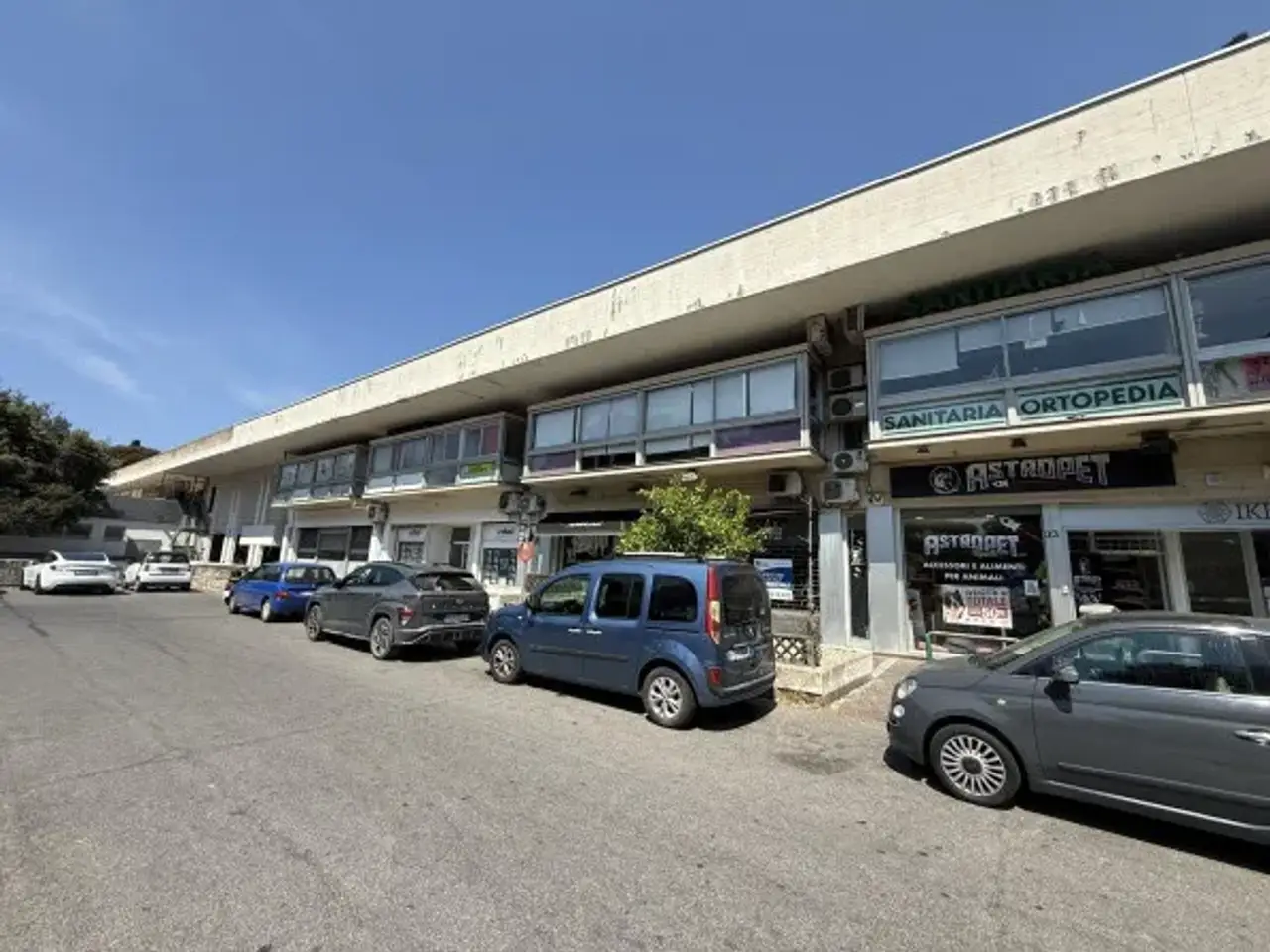 Negozio in Viale Prassilla, Roma, {3} - Foto 1