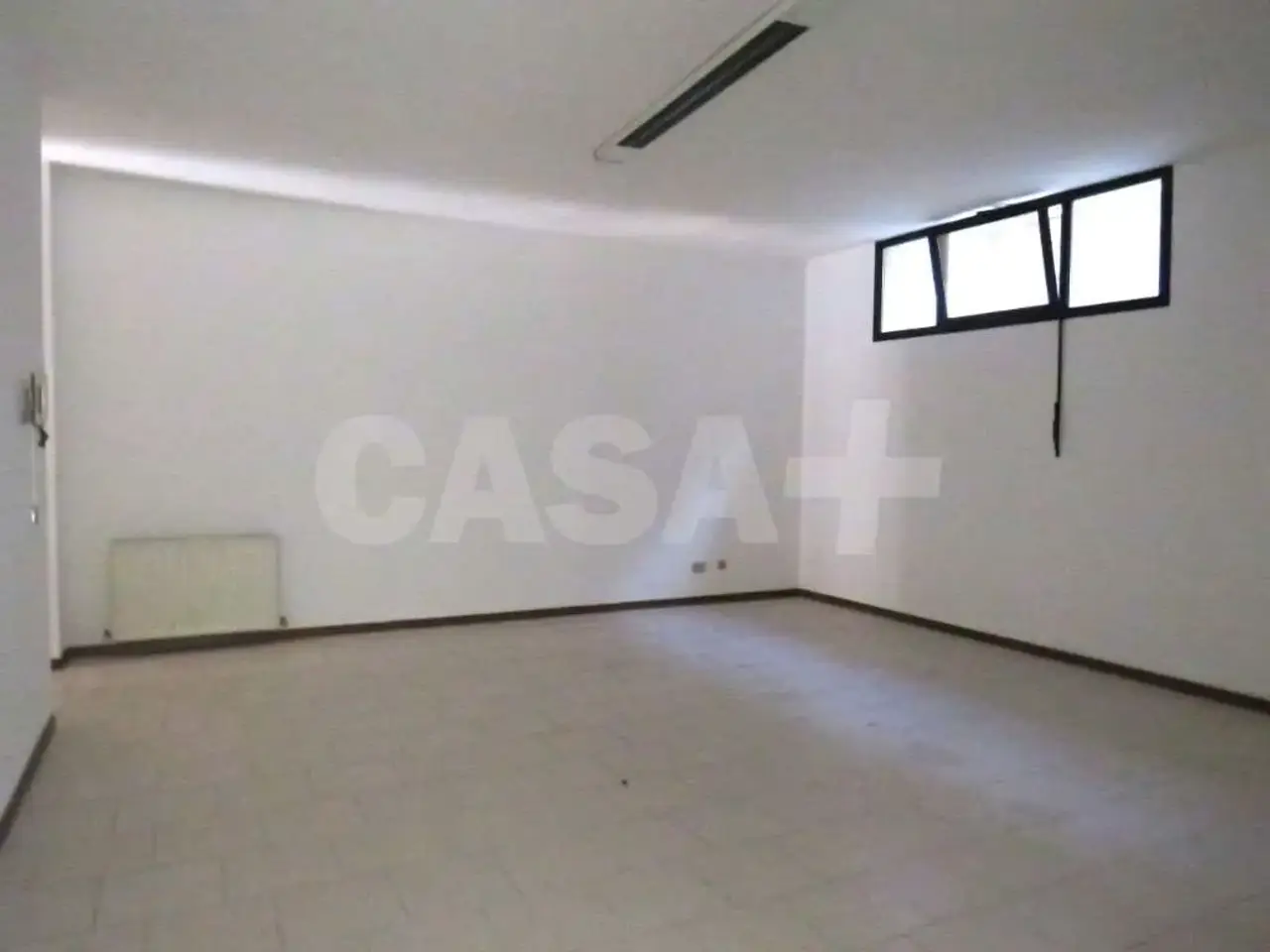 Ufficio in , Varese, {3} - Foto 2