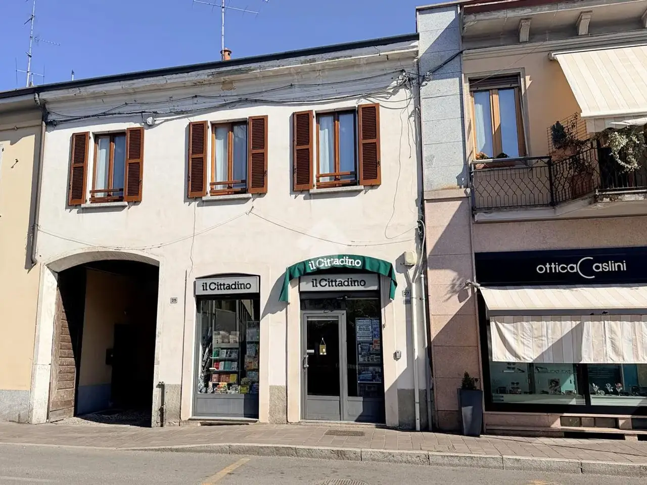 Negozio in Via Cusani 27, Carate Brianza, {3} - Foto 1