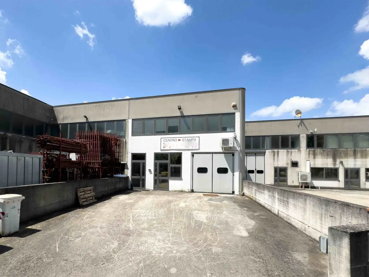 Ufficio in Via delle Industrie, Fossalta Di Portogruaro, {3} - Foto 1