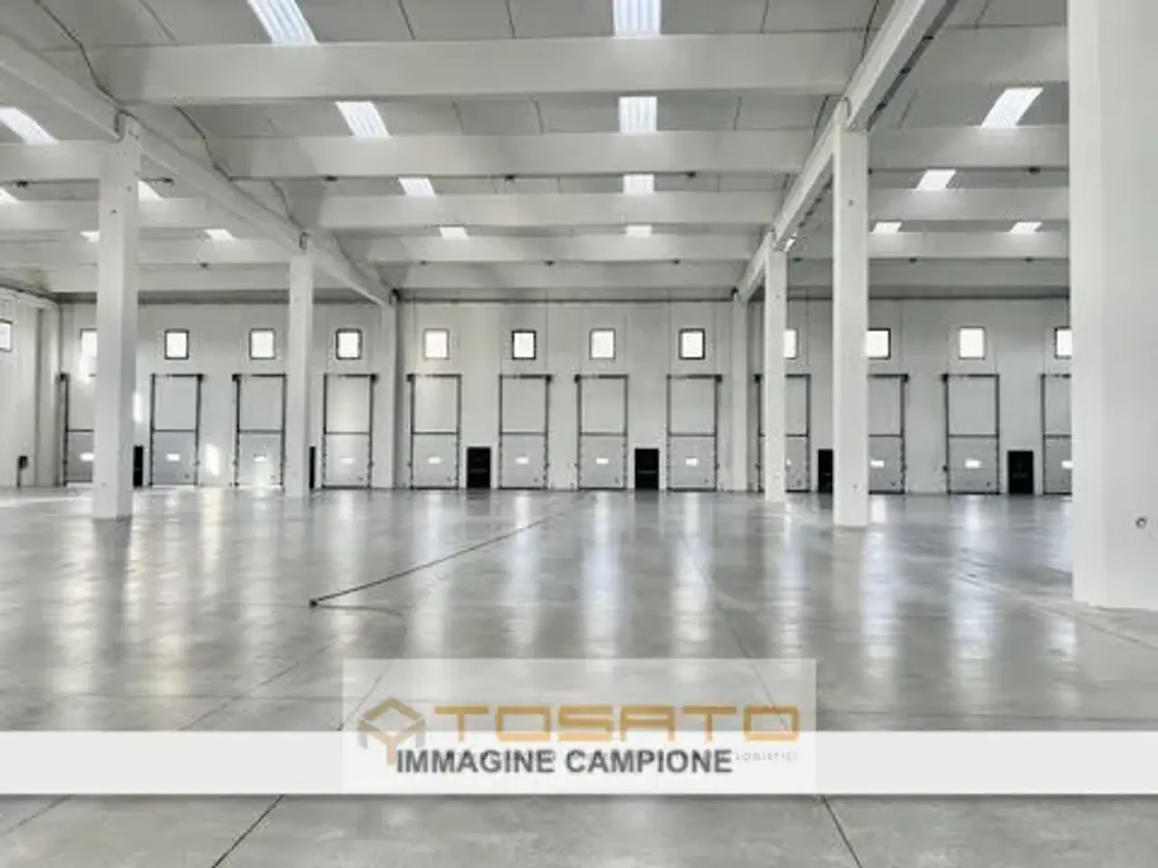 Capannone in , Verona, {3} - Foto 1