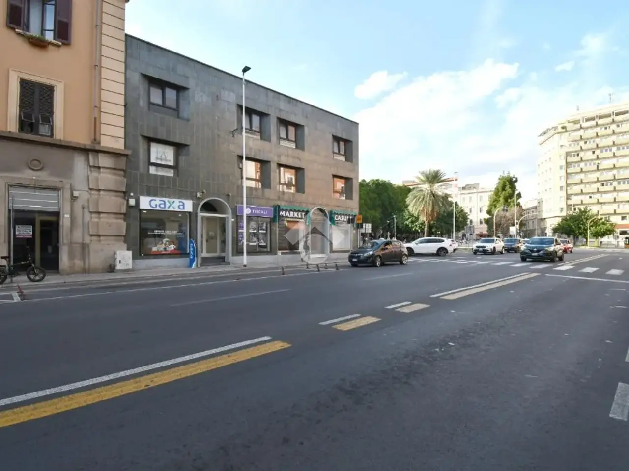 Negozio in Via Sidney Sonnino 218, Cagliari, {3} - Foto 1