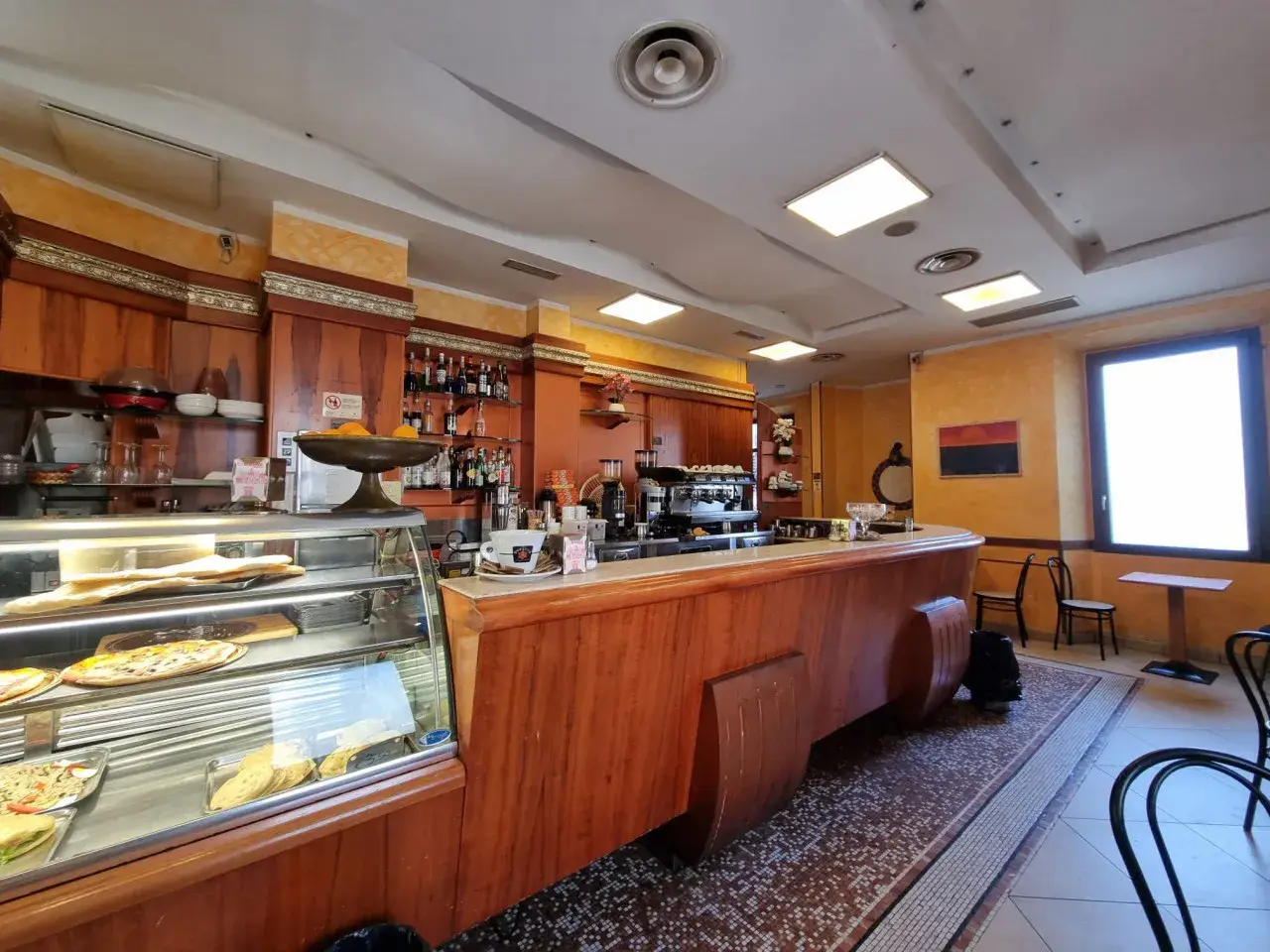 Bar in Piazza Viesseux, Firenze, {3} - Foto 2