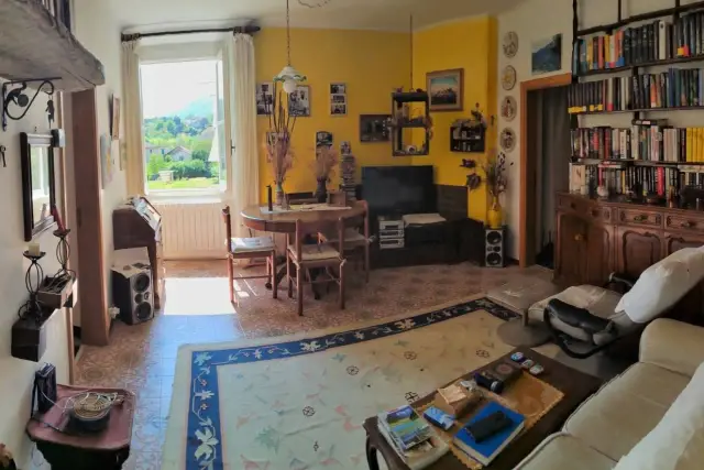 4-room flat, Voltaggio - Photo 1