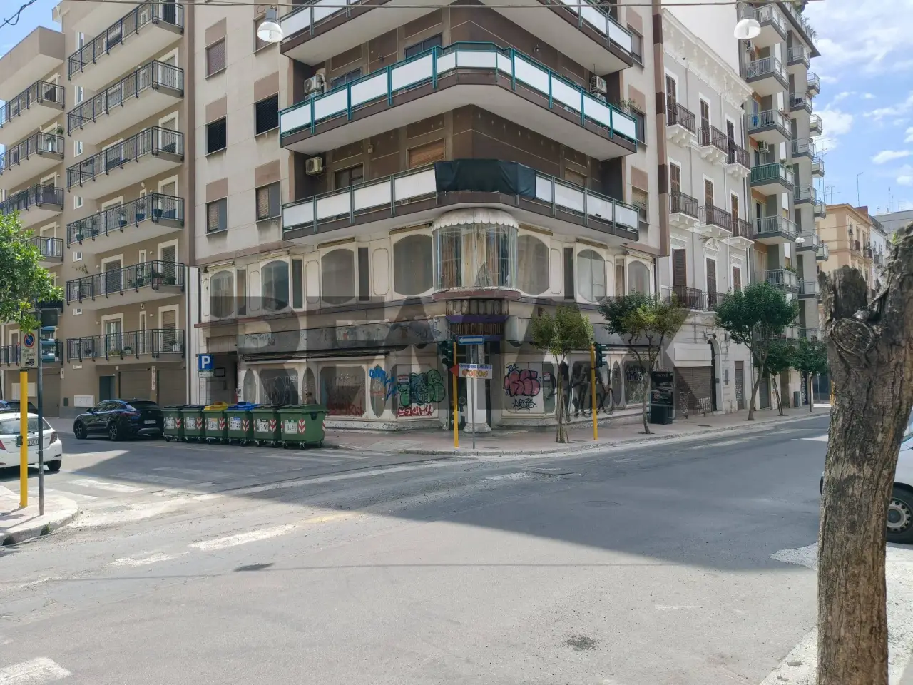 Negozio in Via Principe Amedeo 90, Taranto, {3} - Foto 1