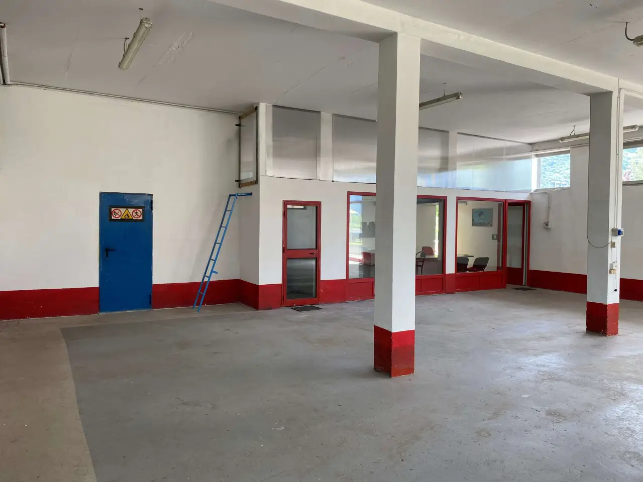 Magazzino in Via della Stazione 12, Castel Ivano, {3} - Foto 2