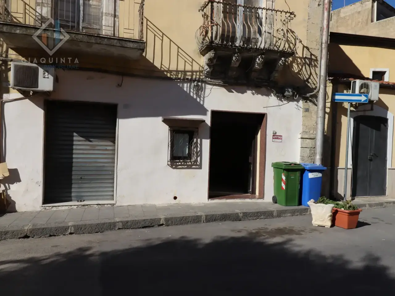 Negozio in Via Roma N 2, Palagonia, {3} - Foto 1
