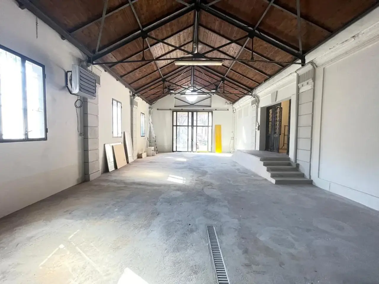 Magazzino in Via Giulio Ferrari 84, Reggio nell'Emilia, {3} - Foto 2