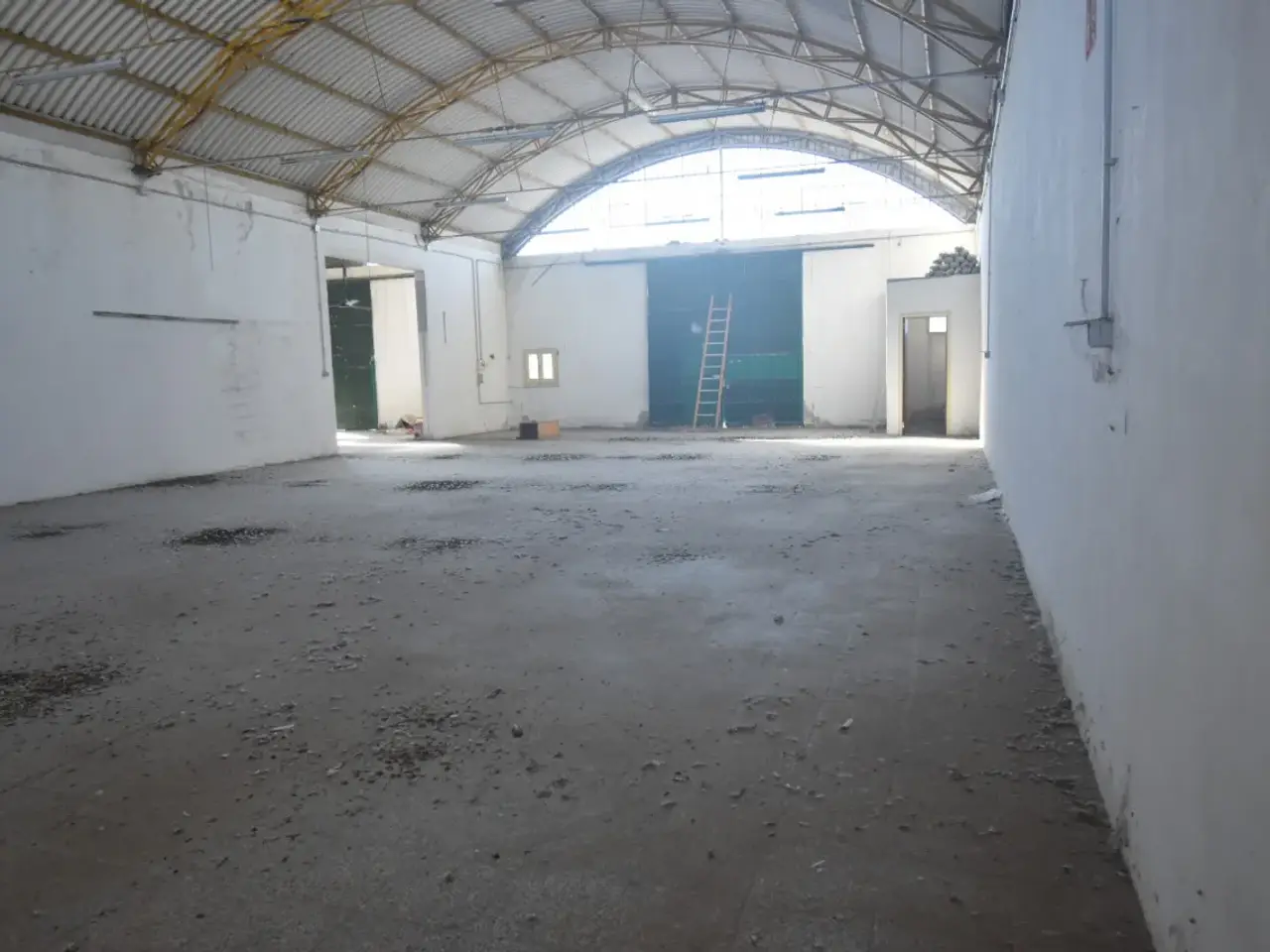 Capannone in , Quartu Sant'Elena, {3} - Foto 2