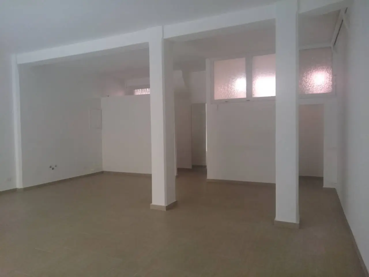 Esercizio commerciale in Via Borgo Stretto, Pisa, {3} - Foto 1