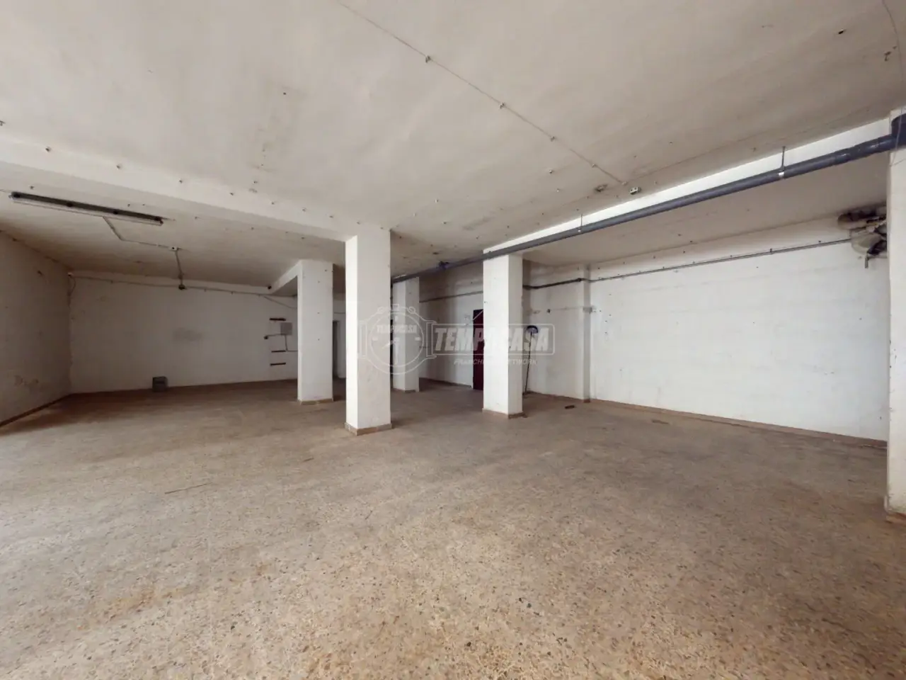Magazzino in Via G. Zanardelli 4, Lecce, {3} - Foto 2