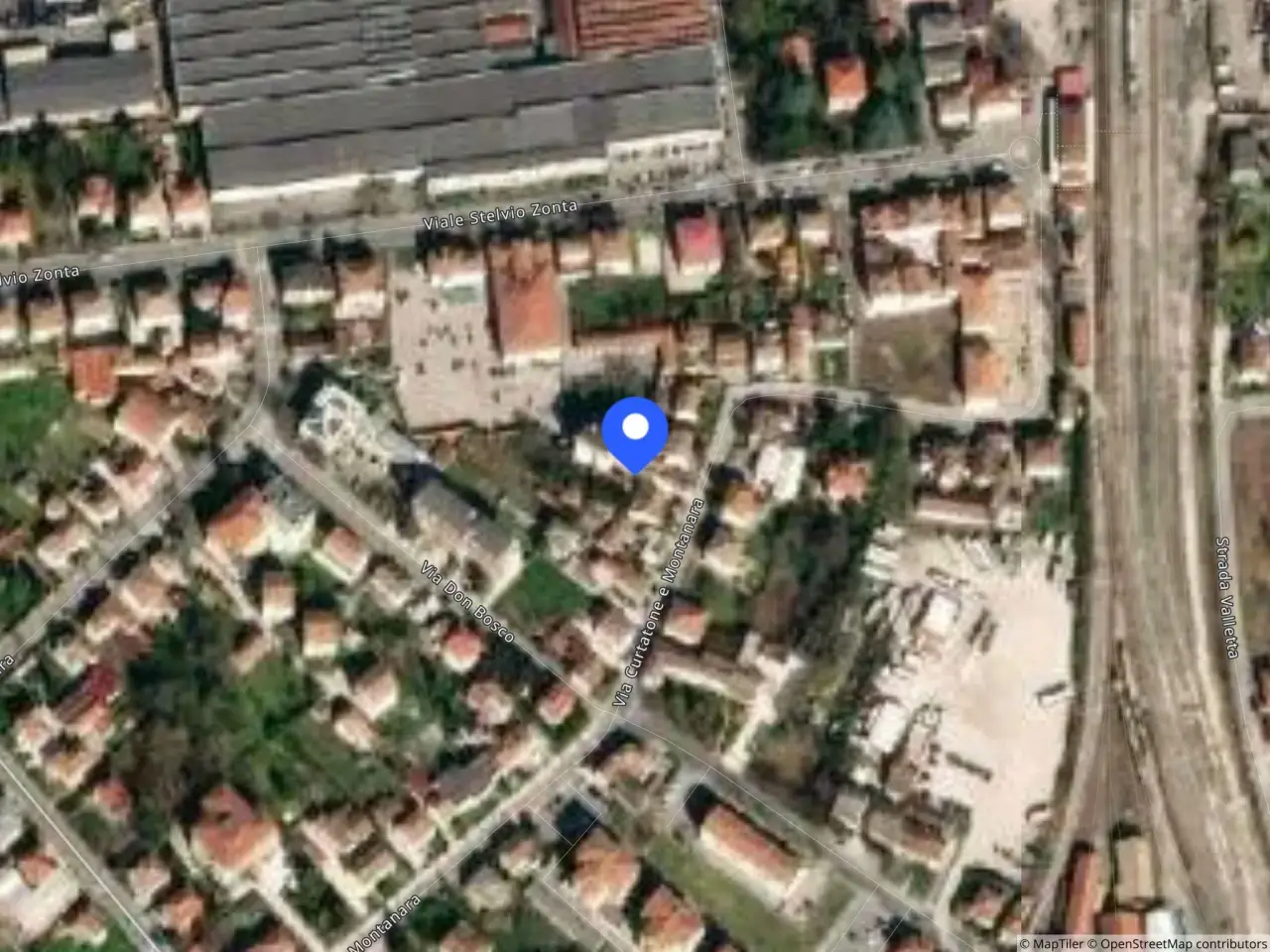 Garage in Via Curtatone E Montanara, 109, 46029 Suzzara Mn, Italia 109, Suzzara, {3} - Foto 2