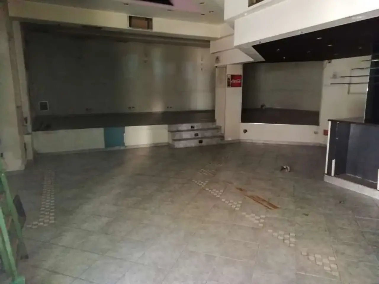 Negozio in Via Panebianco, 87100, Cosenza, Cosenza, {3} - Foto 2