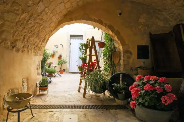 Casa indipendente in Salita De Gaspano 6, Ragusa - Foto 1