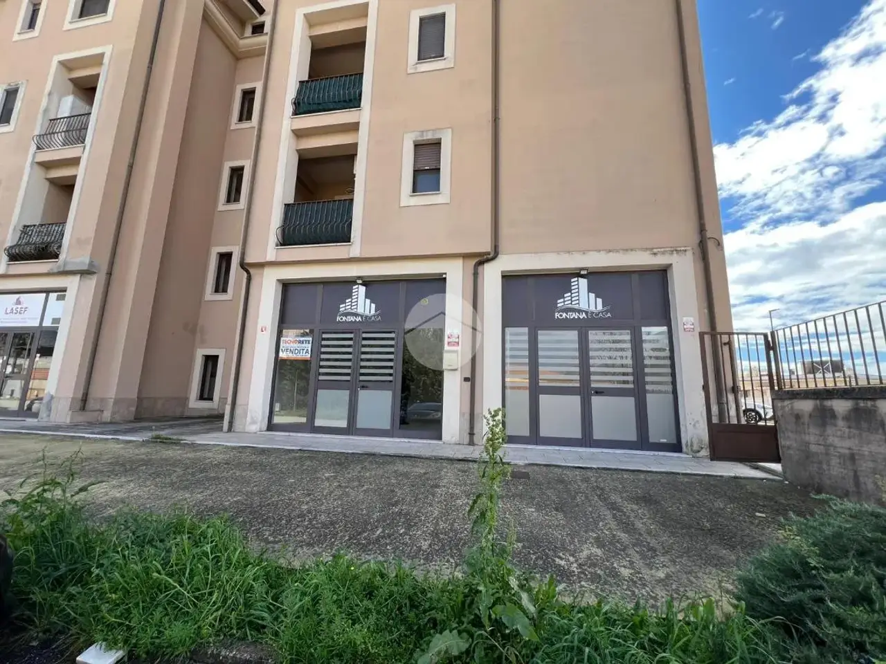 Negozio in Via San Bartolomeo, Cassino, {3} - Foto 1