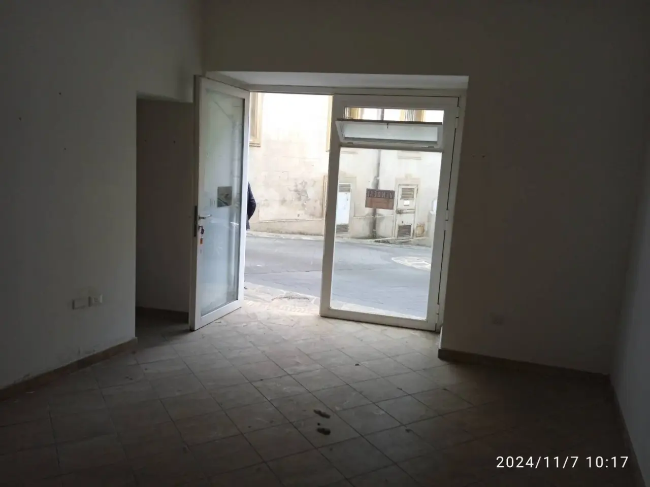 Magazzino in Via Pasquale Galluppi, Vibo Valentia, {3} - Foto 1