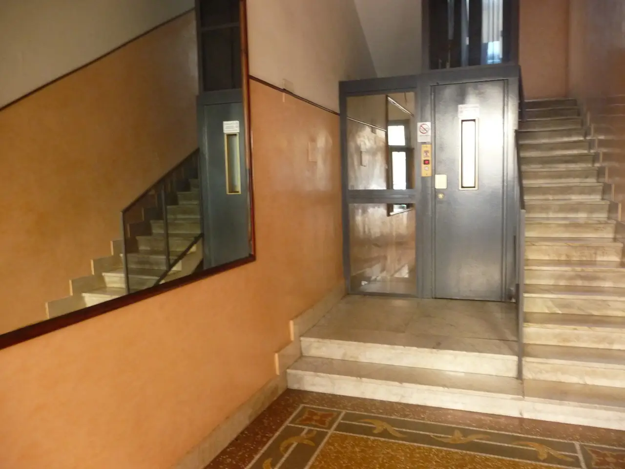 Magazzino in Via Eurialo 80, Roma, {3} - Foto 1