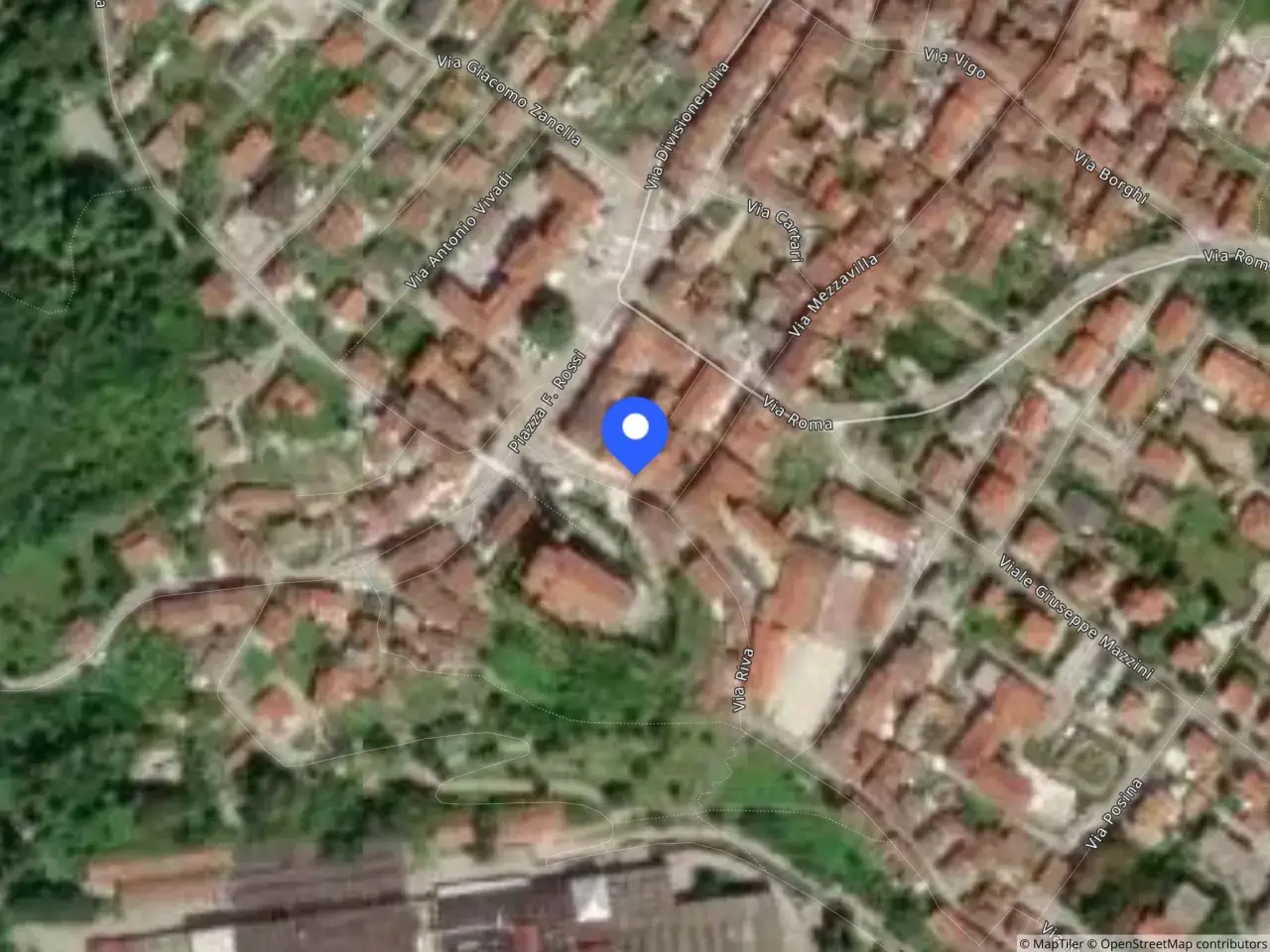 Magazzino in Piazza Martiri della Libertà 3 3, Arsiero, {3} - Foto 1