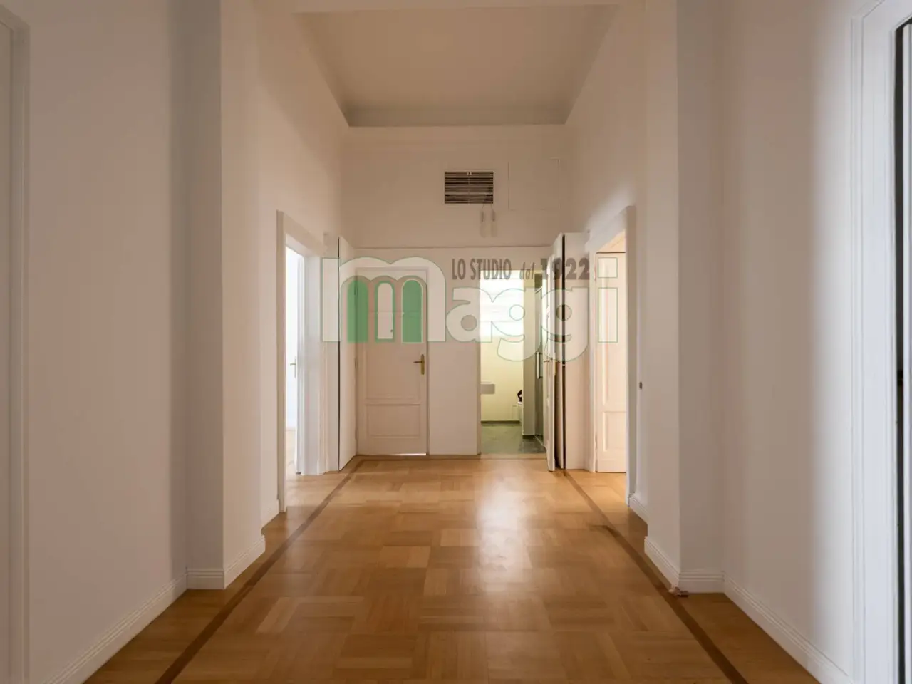 Ufficio in Via Montenapoleone, Milano, {3} - Foto 1