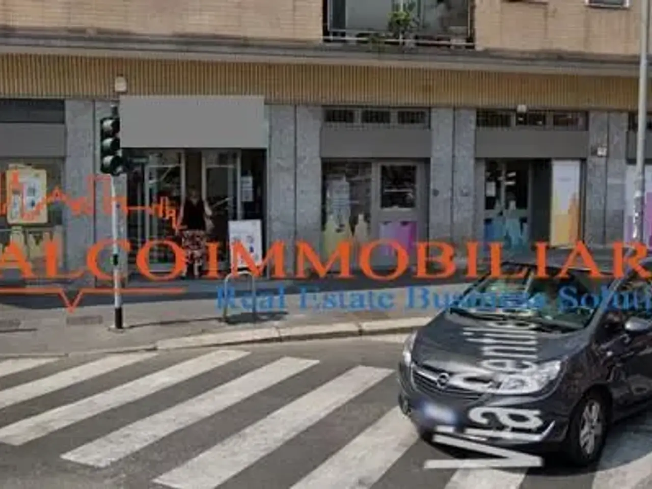 Negozio in Via Giambellino 80, Milano, {3} - Foto 1