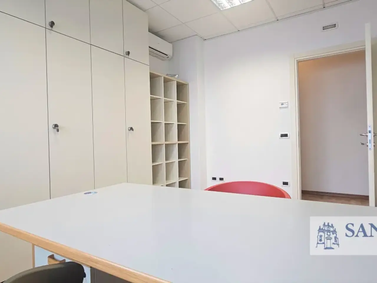 Ufficio in Strada del Pasubio, Vicenza, {3} - Foto 1