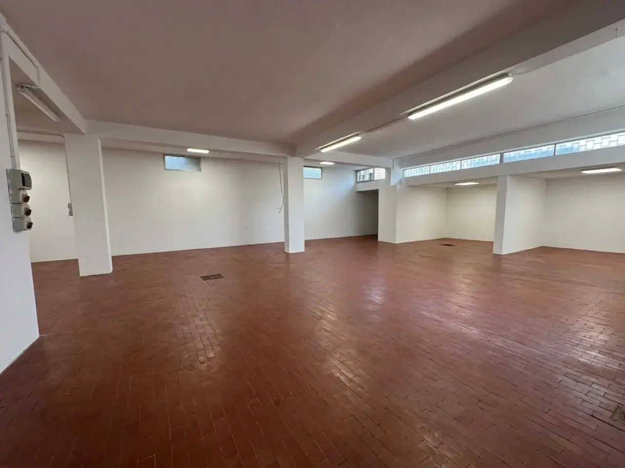 Officina in Via del Mare 33, Lamezia Terme, {3} - Foto 1