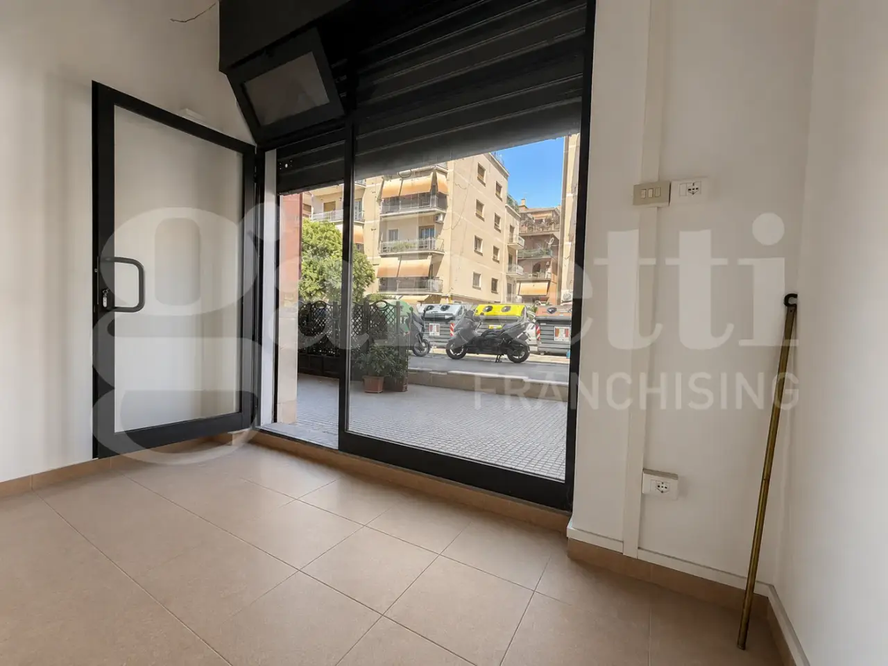 Negozio in Via delle Rose, Roma, {3} - Foto 1