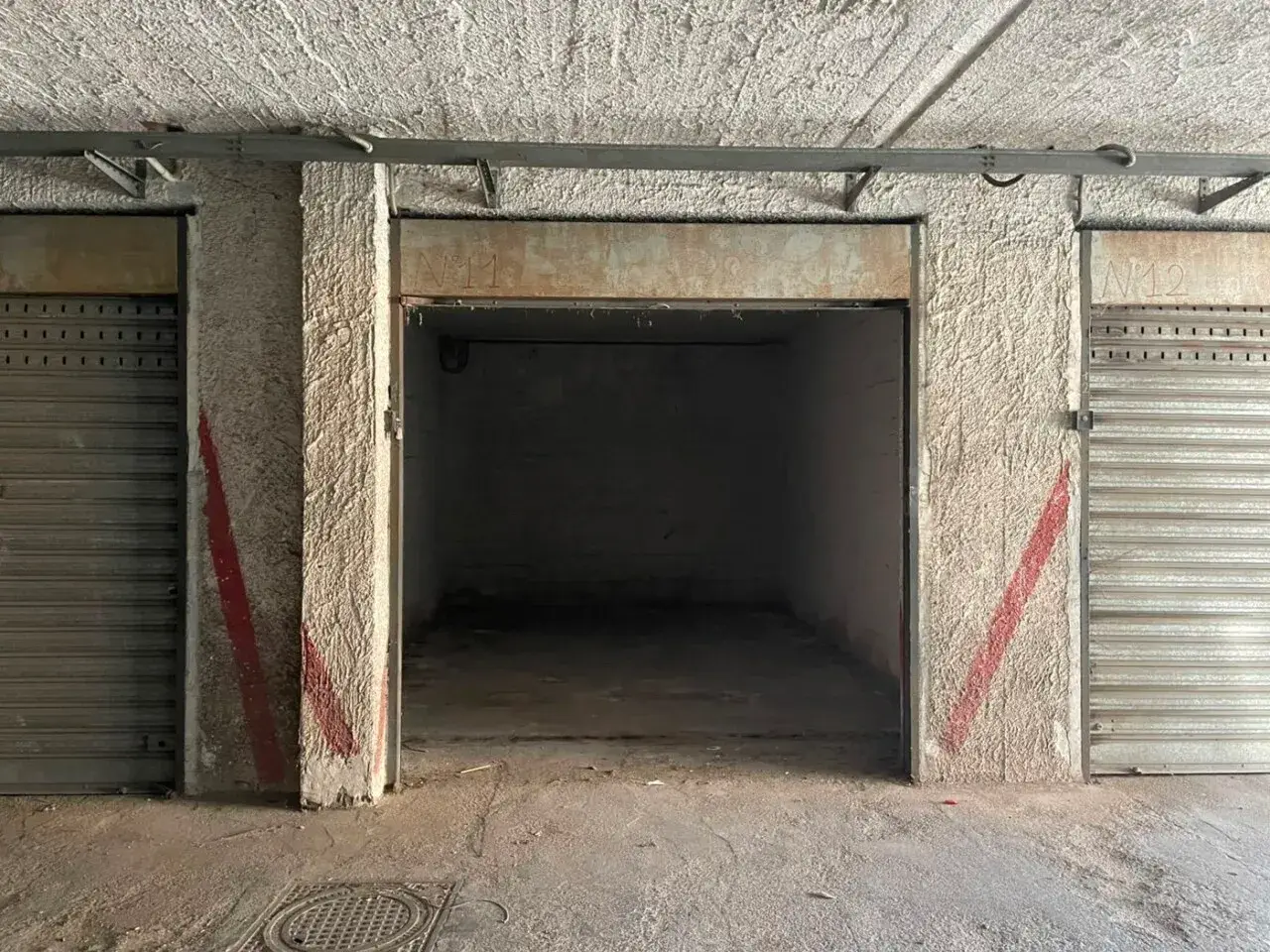 Parcheggio chiuso in Corso Italia 379, Quarto, {3} - Foto 1