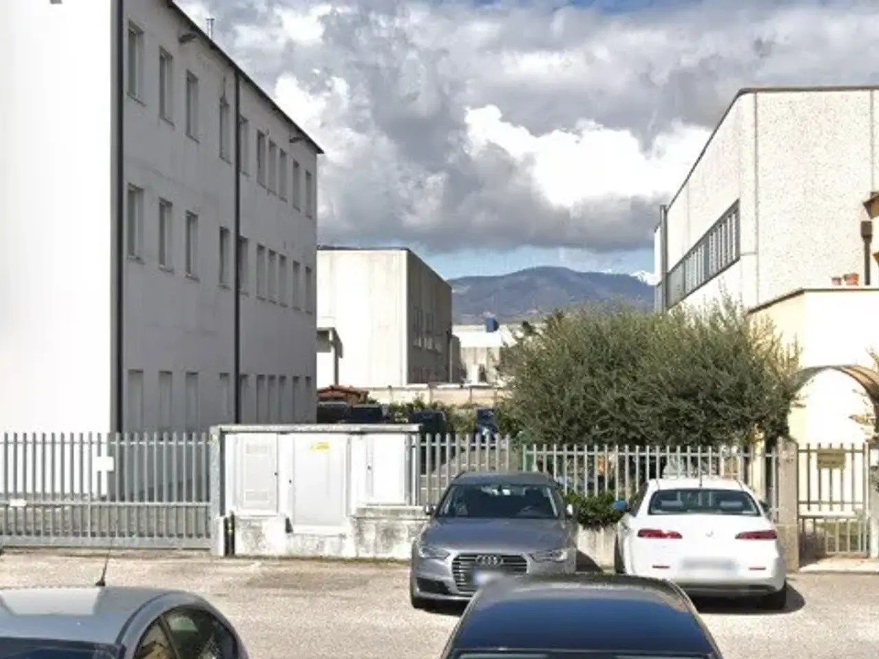 Ufficio in Via Fleming 13, Pescantina, {3} - Foto 1