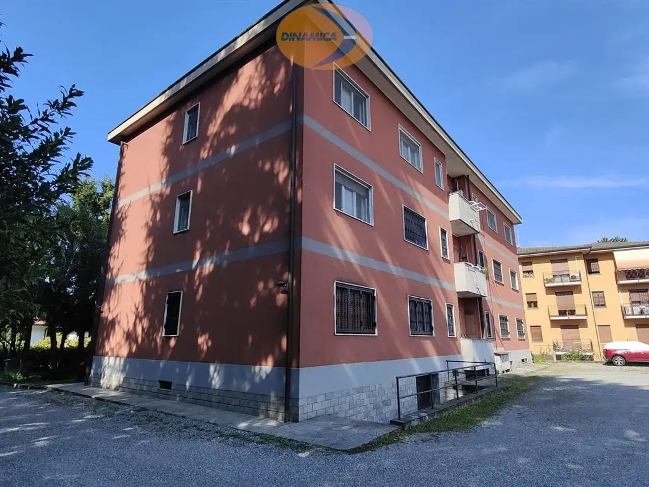 Magazzino in Via Monti 37, Lesmo, {3} - Foto 2