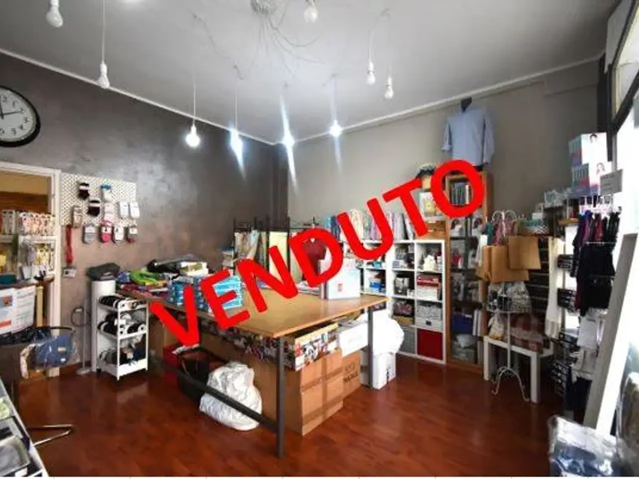 Negozio in Via San Gervasio 4, Bernareggio, {3} - Foto 1