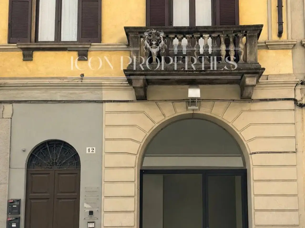 Negozio in Via Vittorio Veneto 12, Varese, {3} - Foto 2