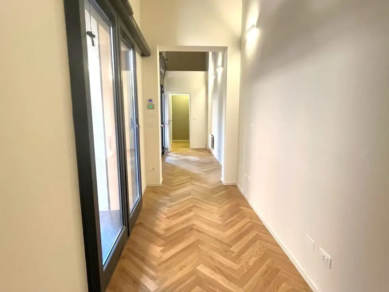 Palazzina commerciale in Via Saragozza, Bologna, {3} - Foto 1
