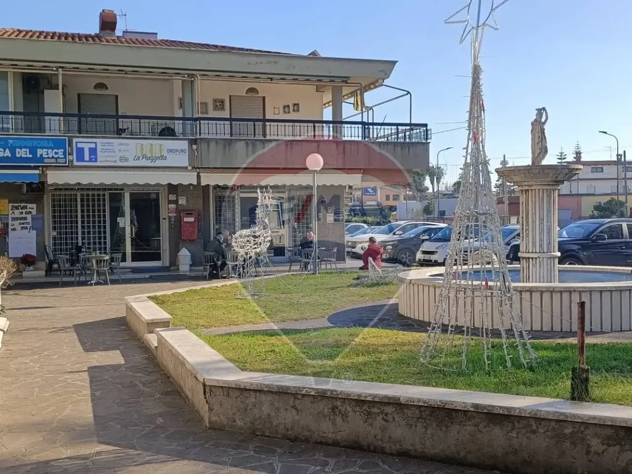 Esercizio commerciale in Via Valle Schioia 144, Anzio, {3} - Foto 1