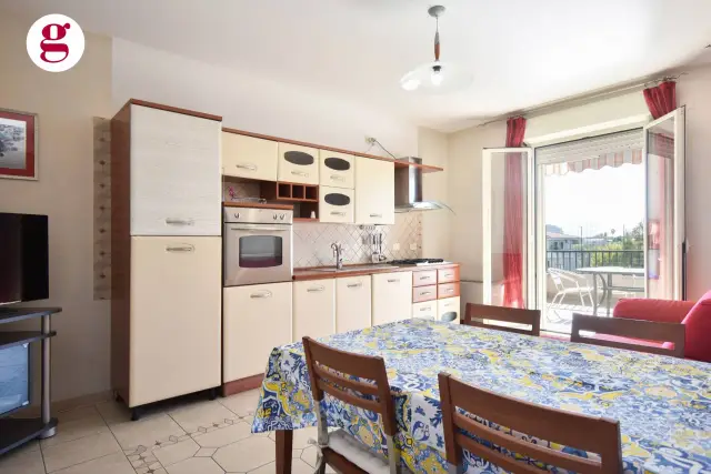 Dreizimmerwohnung in Strada Statale 16 Sud 86, Vasto - Foto 1