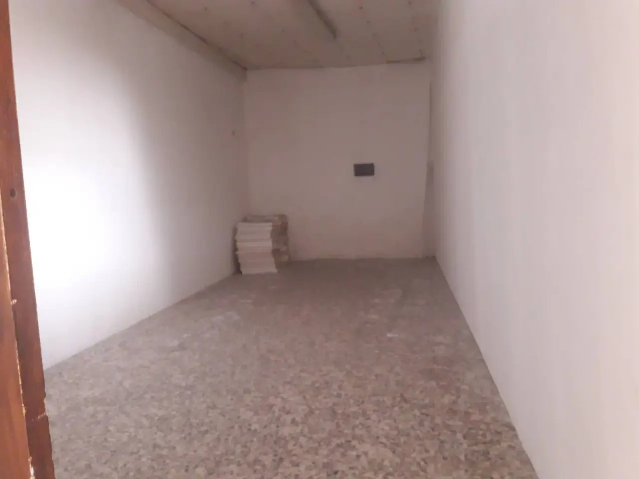 Esercizio commerciale in Via Vanni, Ponsacco, {3} - Foto 2