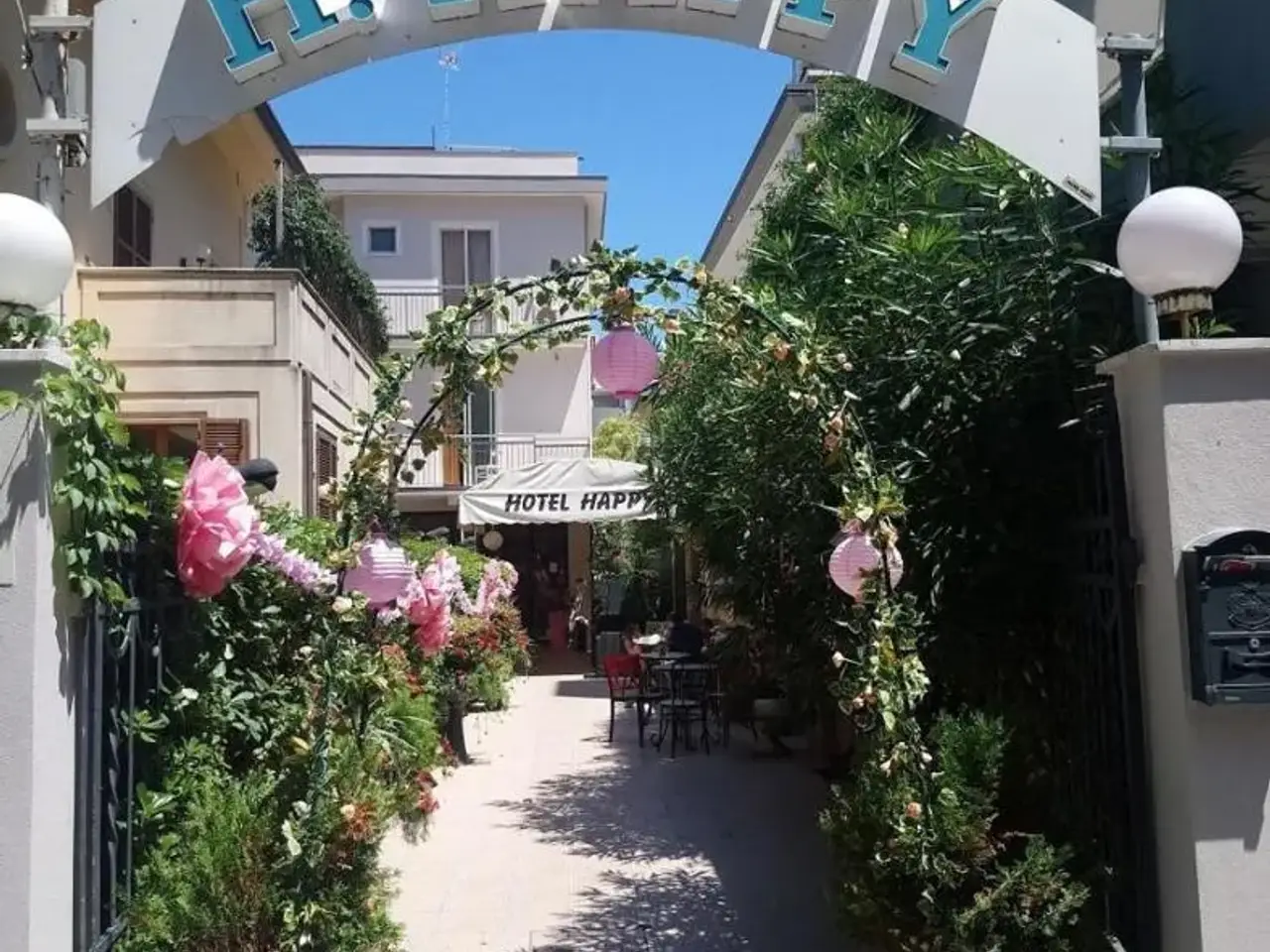 Albergo in Via Cirene 27, Rimini, {3} - Foto 1