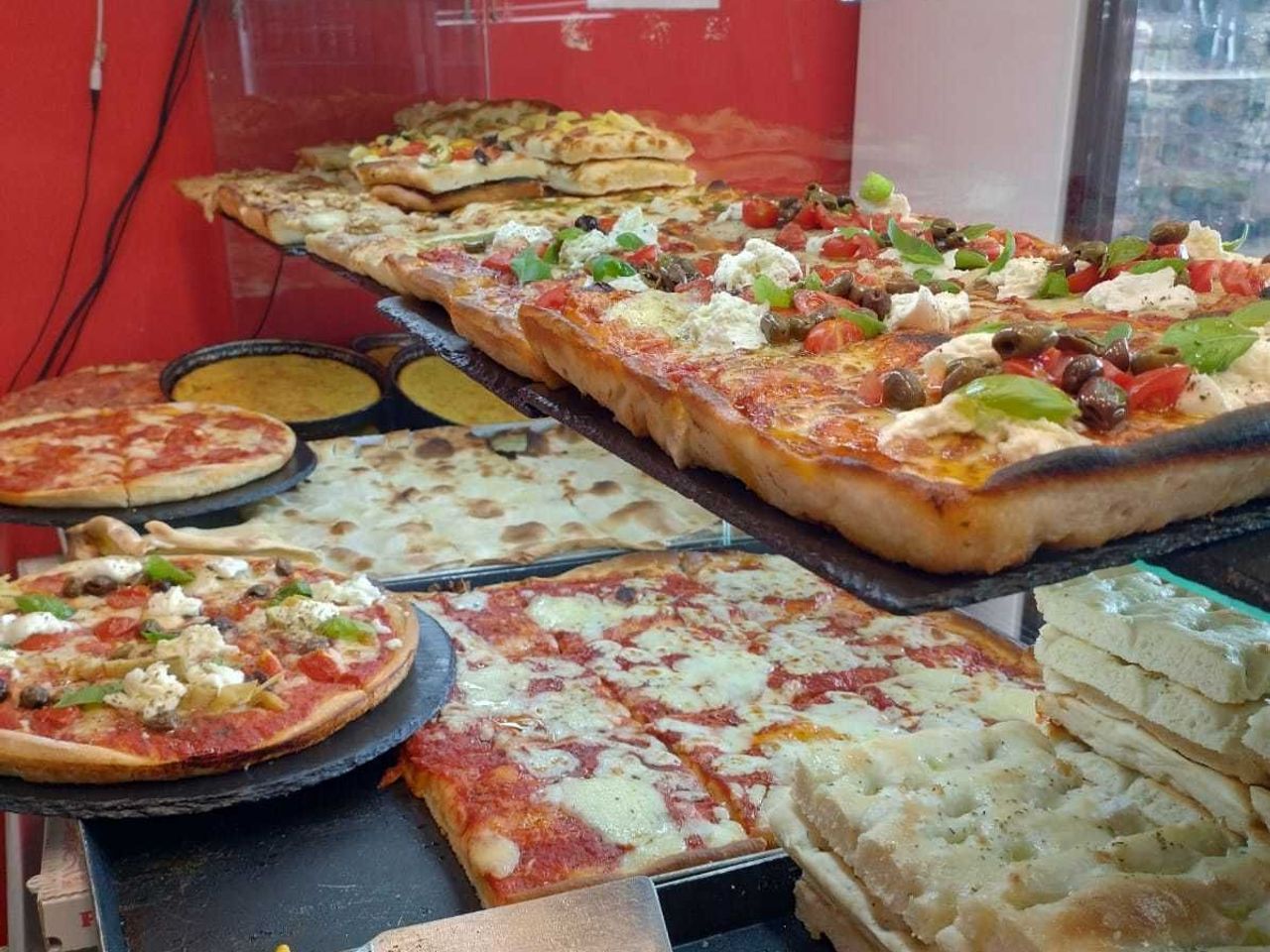 Pizza al taglio in Via Roma 35, Alassio, {3} - Foto 1