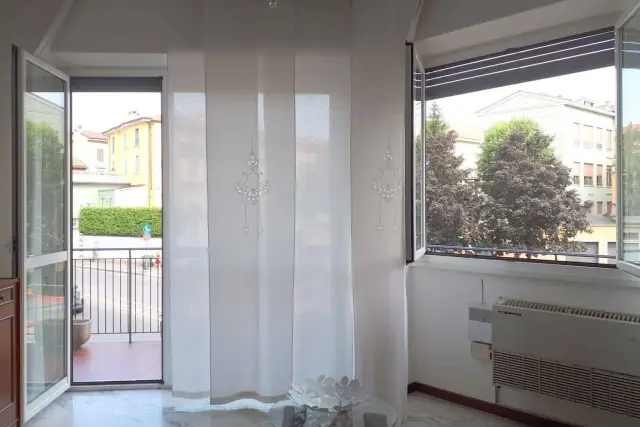 2-room flat in Via Baschenis, Bergamo - Photo 1