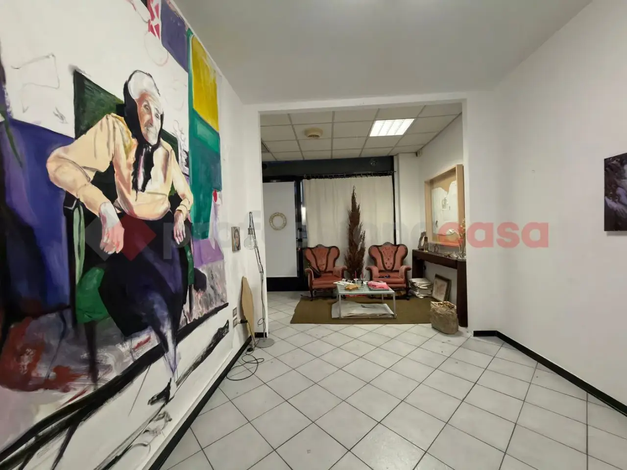 Negozio in Via Lorenzetti , Arezzo, {3} - Foto 1
