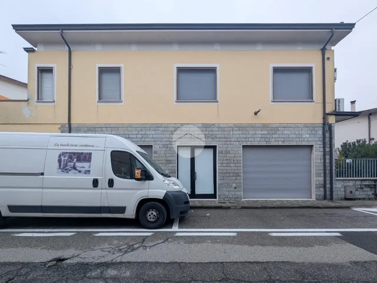 Ufficio in Via Piave 61, Castel Goffredo, {3} - Foto 1