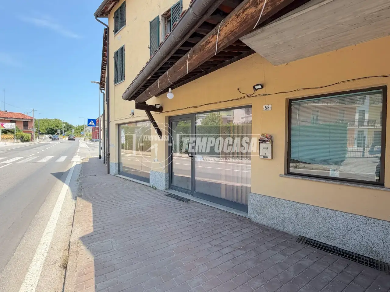 Negozio in Via delle Langhe 58, Mondovi', {3} - Foto 2