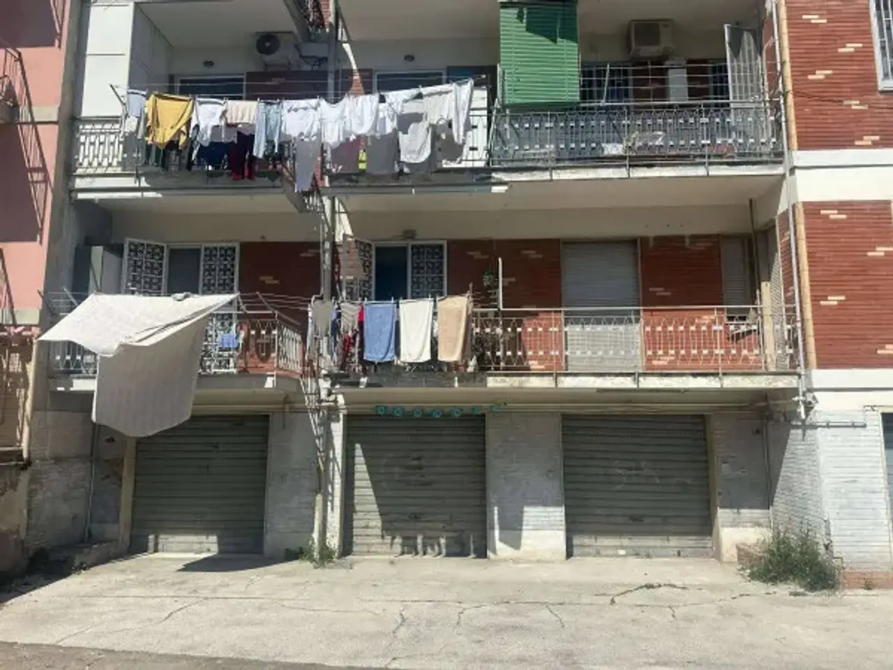 Magazzino in Via Sant'Antonio a Capodimonte, Napoli, {3} - Foto 2
