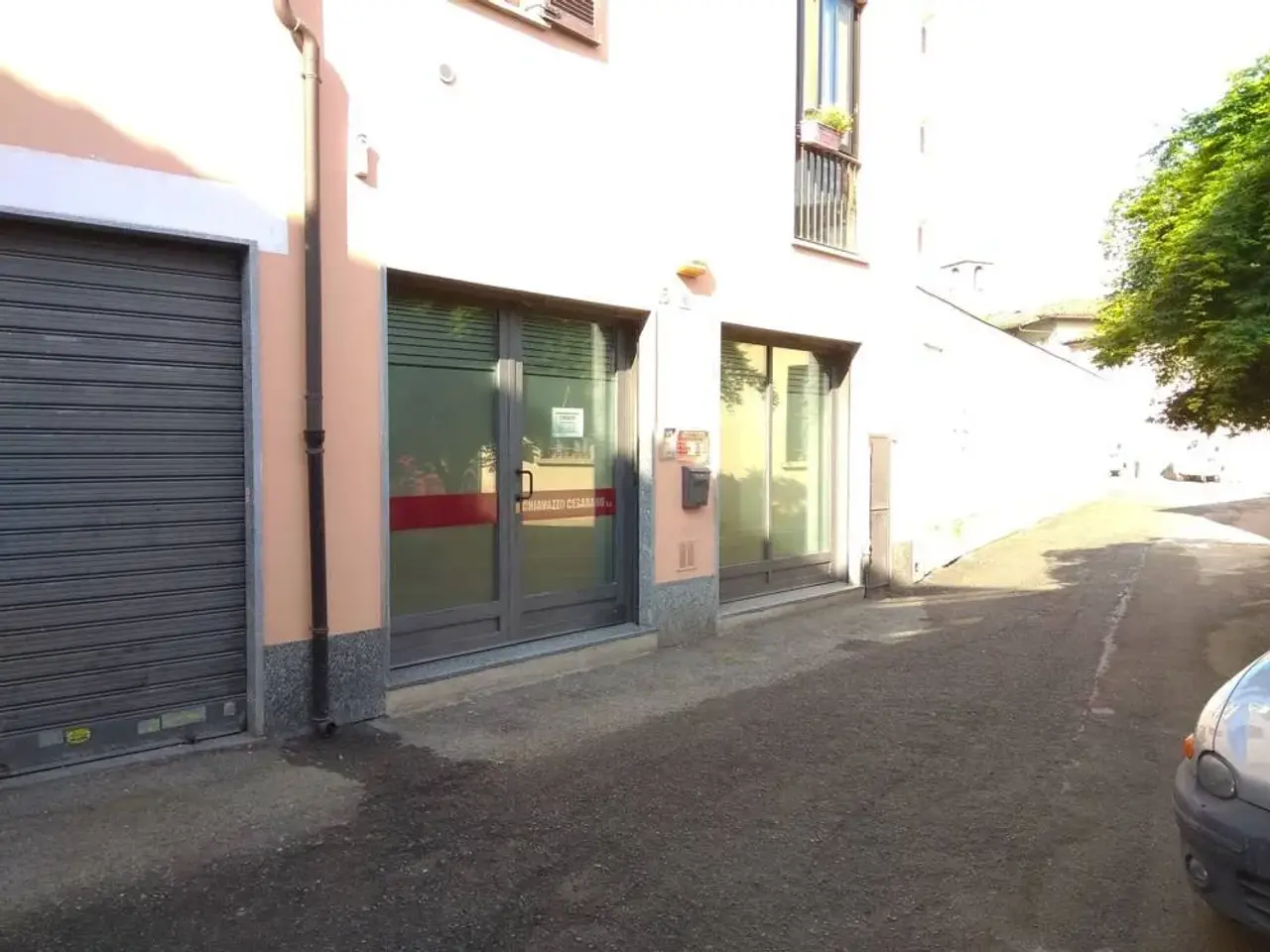 Locale commerciale in Via Provvidenza Carmagnola, Carmagnola, {3} - Foto 2