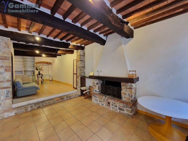 3-room flat in Via Giuseppe Mazzini, Magliano in Toscana - Photo 1