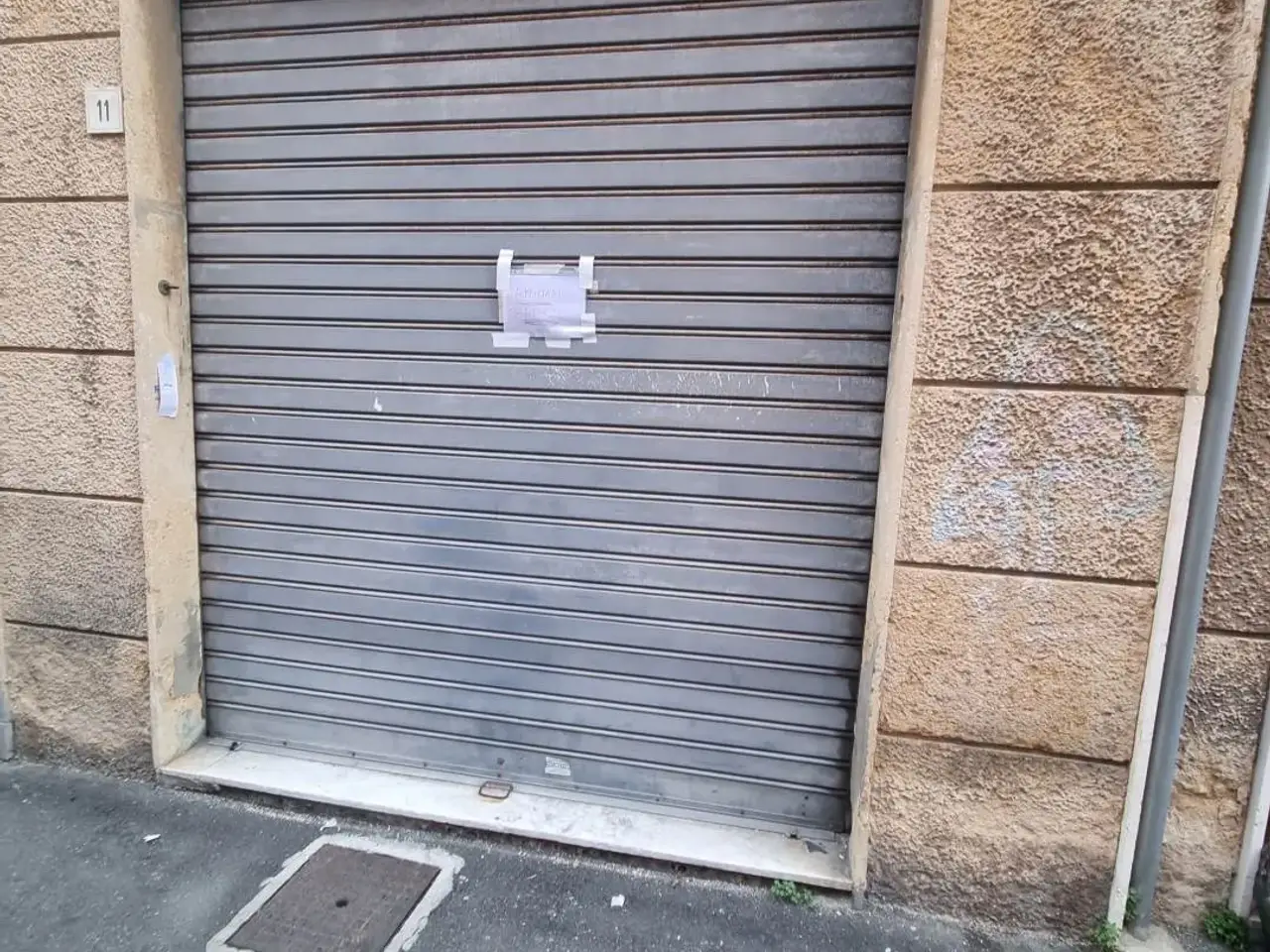 Esercizio commerciale in  Livorno, Livorno, {3} - Foto 2