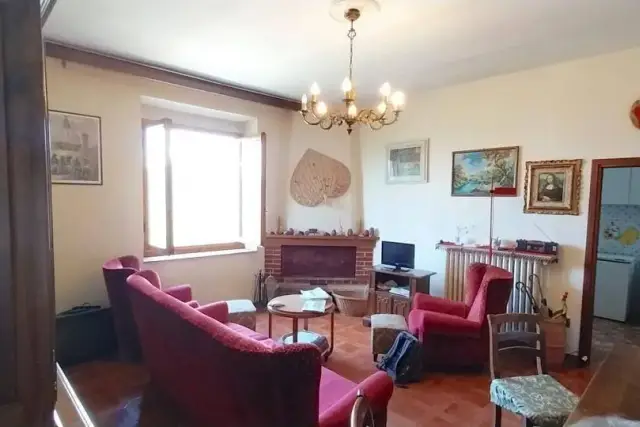 4-room flat in Via Santa Lucia 5, Barberino di Mugello - Photo 1